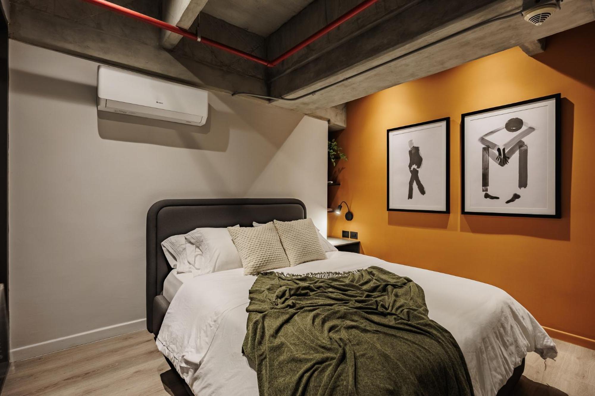 H10 - Provenza Apartment *