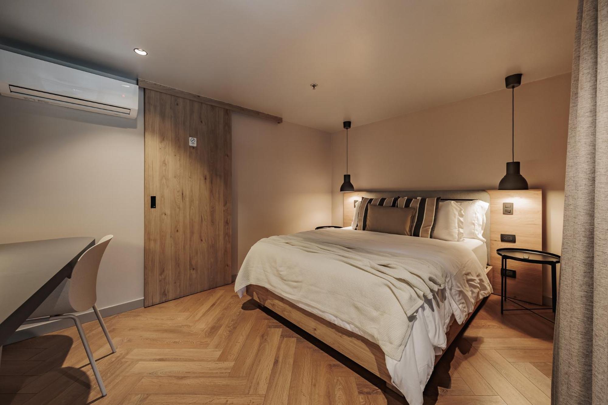 H10 - Provenza Apartment