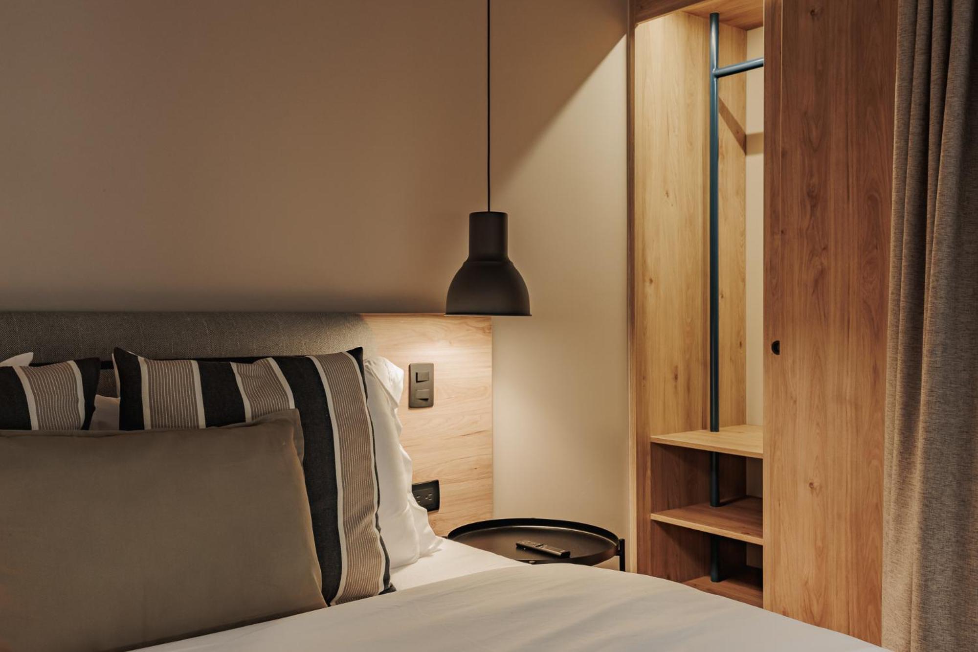 H10 - Provenza Apartment *
